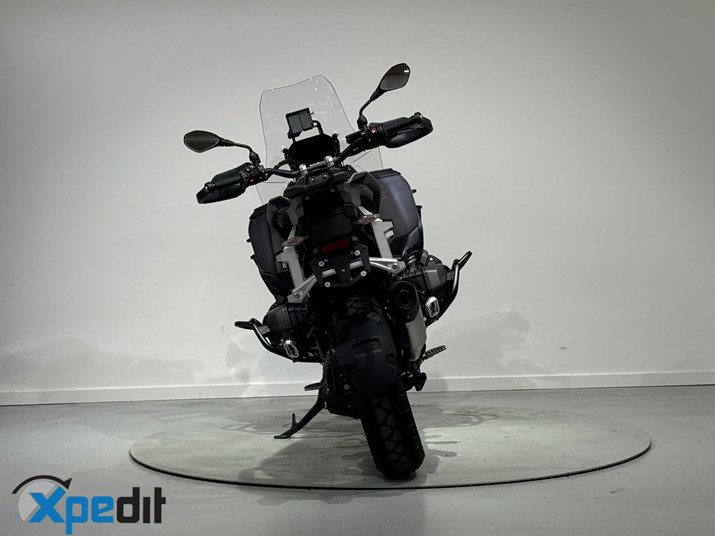 BMW R 1300 GS Adventure BMW R 1300 GS Adventure